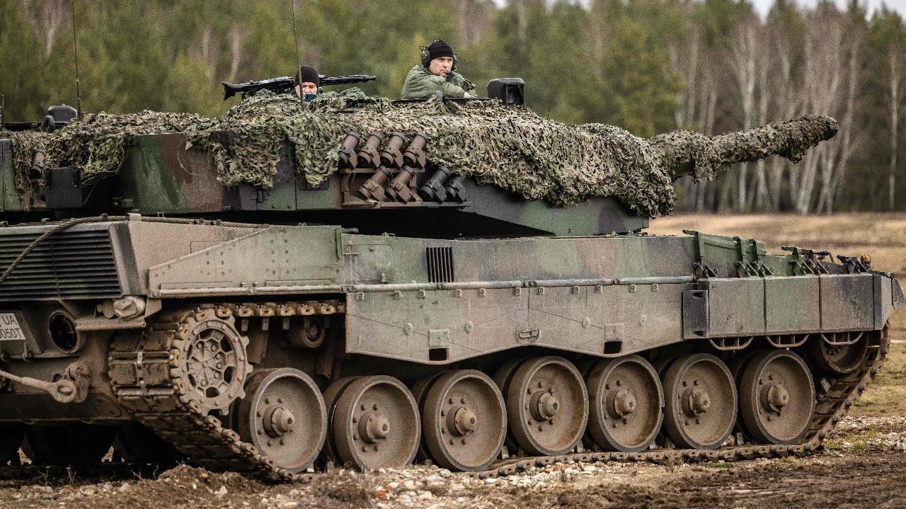 Canada Delivers Eight Battle Tanks Promised To Ukraine